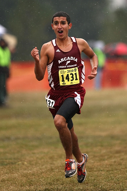 2010CIF XC BD1-1825.JPG - 2010 California CIF Cross Country Championships, Woodward Park, Fresno, California
